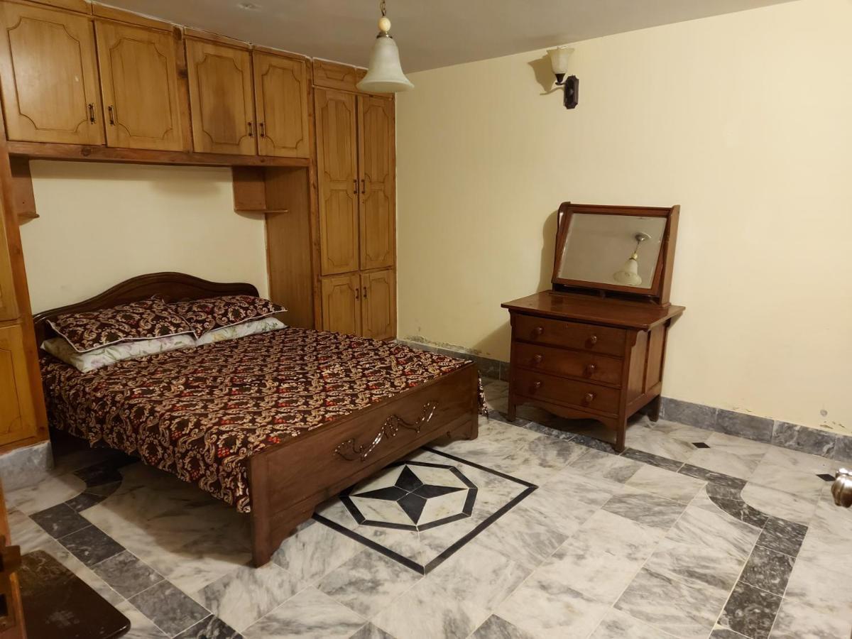 Shahrukh Heights Hotel Murree Exterior foto
